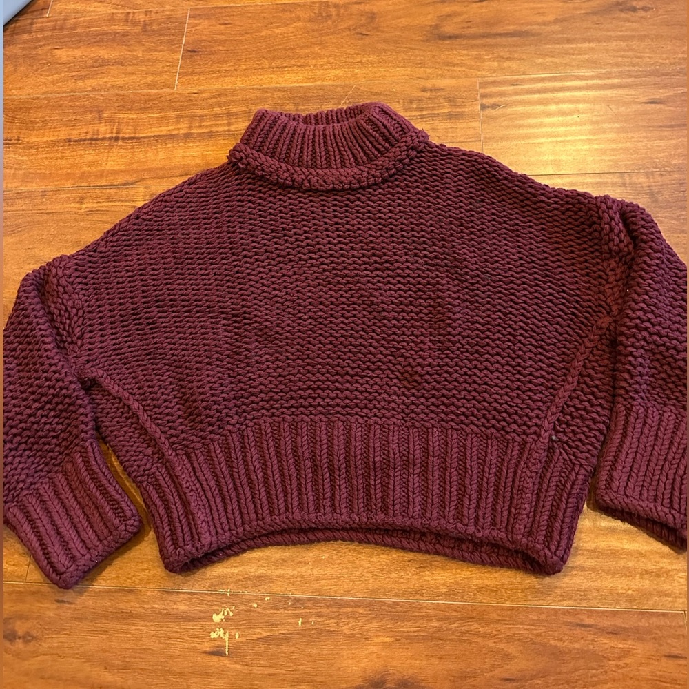 Free People Chunky Knit Sweater in Burgundy, Size large